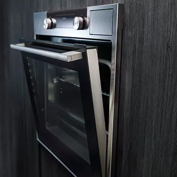 Oven